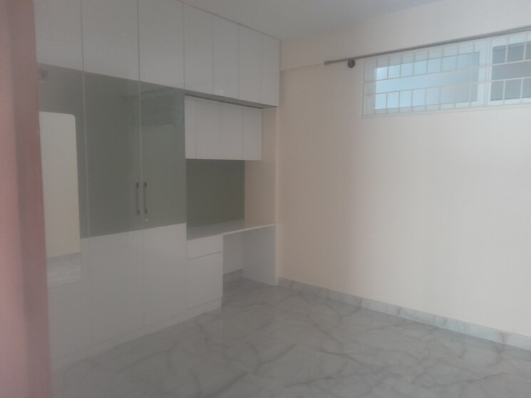 Room, nri layout 3 Bedroom 1800 Sq.Ft. Apartment In Nri Layout Bangalore 9527889