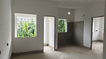 Room in 2 BHK Apartment at Joka – for Sale