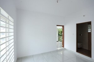 Room in 3 BHK Independent House at Edapally – for Sale