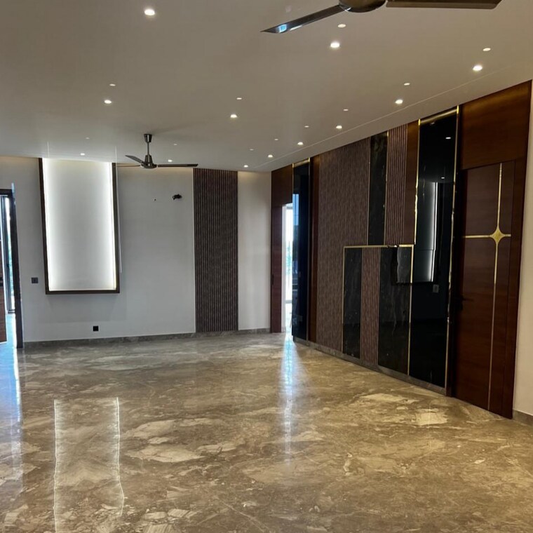 Room, udyog nagar 3 Bedroom 1866 Sq.Ft. Builder Floor In Udyog Nagar Mumbai 9528118