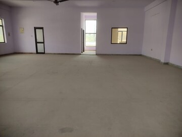 Room in  Warehouse at Site 4 Sahibabad – for Rent