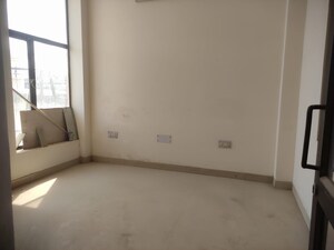 Room in  Warehouse at Site 4 Sahibabad – for Rent