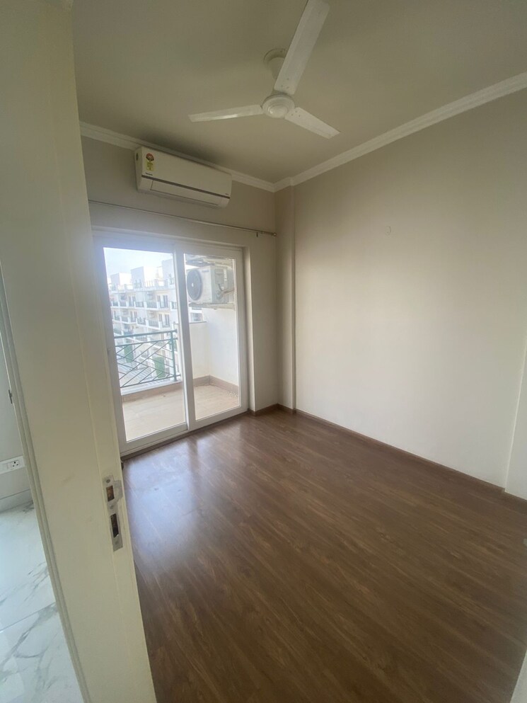 Room, central-park-3-flower-valley 2.5 Bedroom 1210 Sq.Ft. Builder Floor In Sohna Sector 33 Gurgaon 9528111