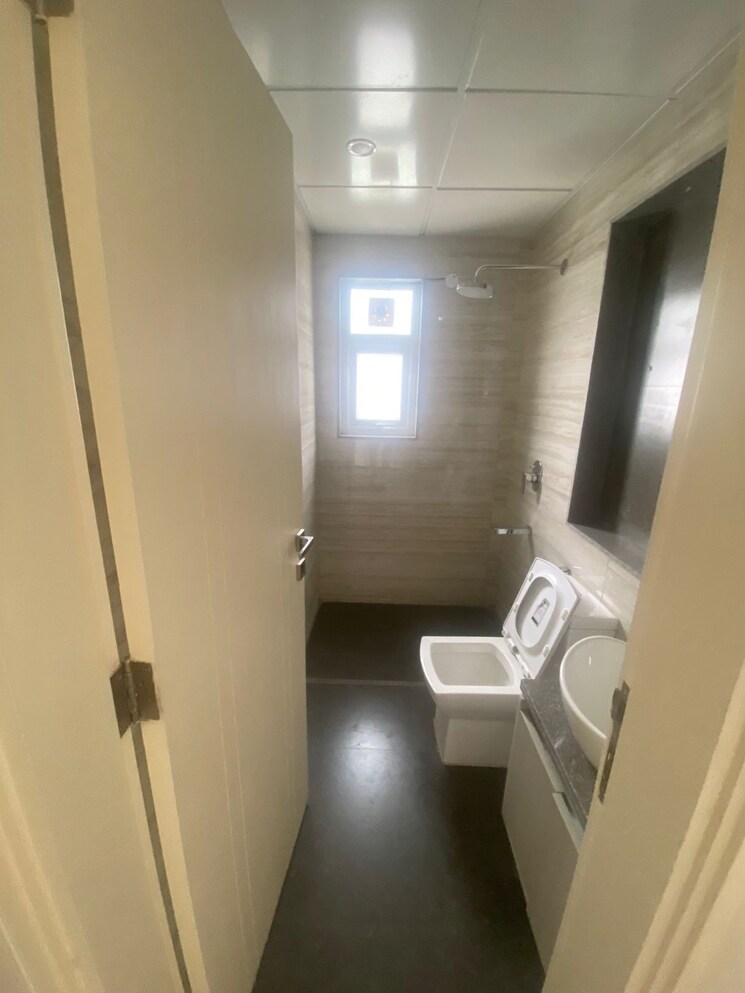 Bathroom, central-park-3-flower-valley 2.5 Bedroom 1210 Sq.Ft. Builder Floor In Sohna Sector 33 Gurgaon 9528111