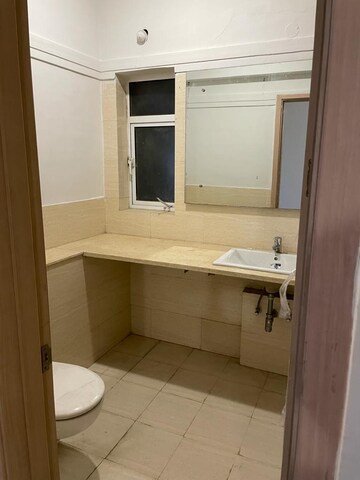 Bathroom in 3.5 BHK Apartment at Spaze Kalistaa, Sector 84 – for Sale