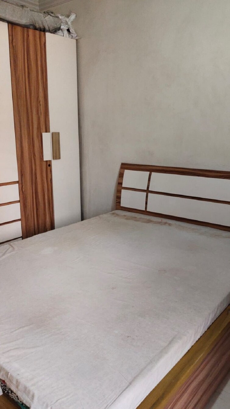 Bathroom, khar west 2 Bedroom 700 Sq.Ft. Apartment In Khar West Mumbai 9528063