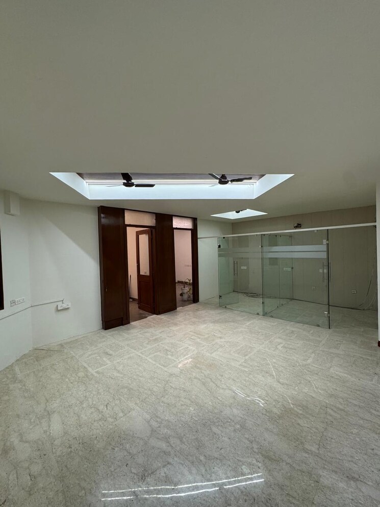 Floor Plan, defence colony Commercial Office Space 1800 Sq.Ft. In Defence Colony Delhi 9528152