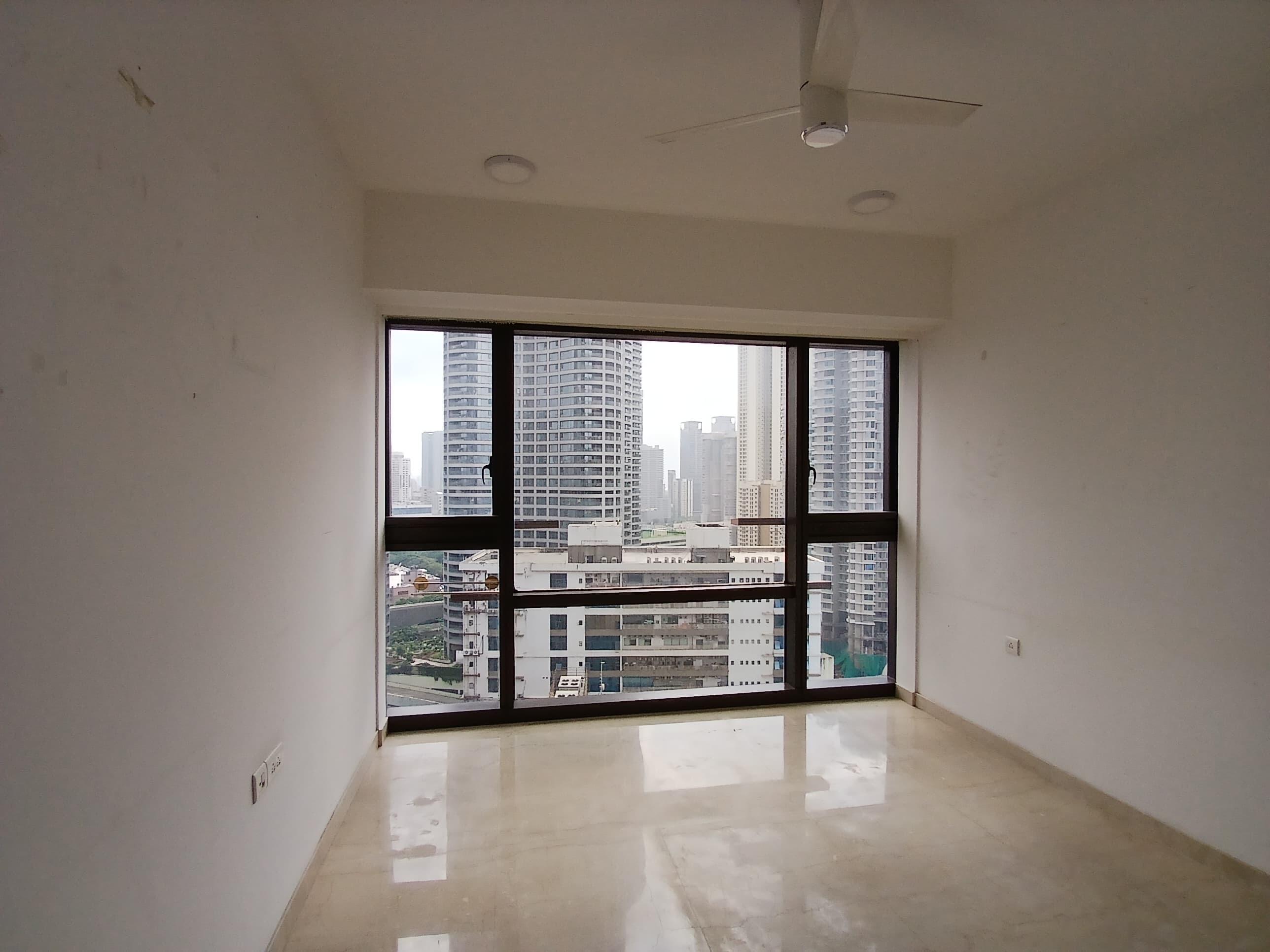 4 BHK + Servant Room 1471 Sq.Ft. Apartment in Lodha The Park