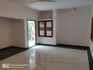 Room in 5 BHK Independent House at RJ Manor, Koramangala – for Rent