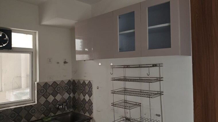 Kitchen, signature-global-park-4-and-5 3 Bedroom 1081 Sq.Ft. Builder Floor In Sohna Sector 36 Gurgaon 9528318