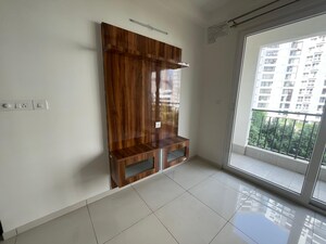 Room in 2 BHK Apartment at Bren Trillium, Hosa Road – for Sale