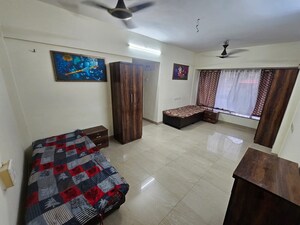 Room in  Pg at Borivali East – for Rent