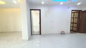 Room in 4 BHK Builder Floor at Sector 2 – for Sale