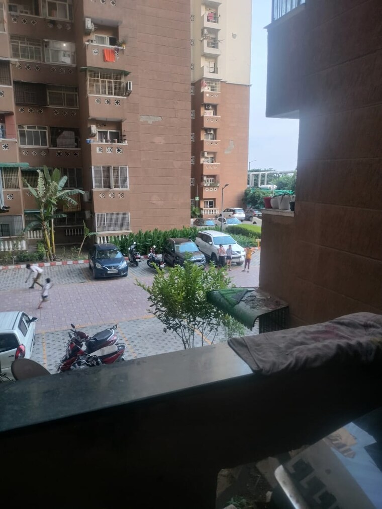 Swimming Pool, nimbus-the-hyde-park 3.5 Bedroom 1835 Sq.Ft. Apartment In Sector 78 Noida 9528974