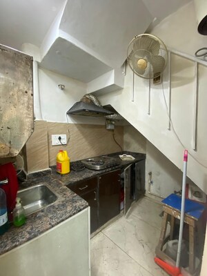 Master Bedroom in 3 BHK Builder Floor at Chittaranjan Park – for Rent