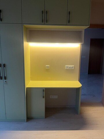 Furnished Amenities in 3 BHK Apartment at M3M Heights, Sector 65 – for Sale