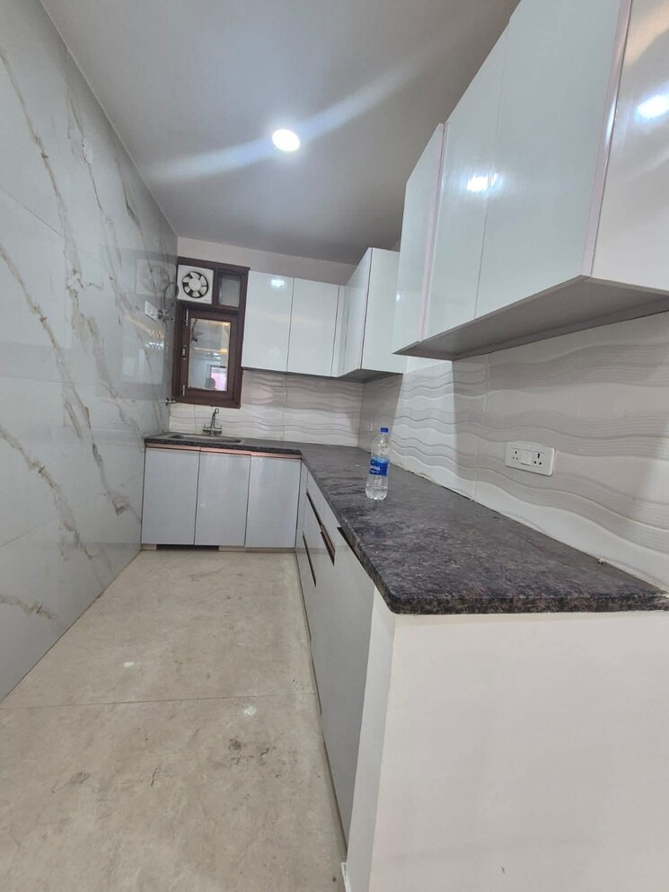 Kitchen, chattarpur 3 Bedroom 1150 Sq.Ft. Builder Floor In Chattarpur Delhi 9529040