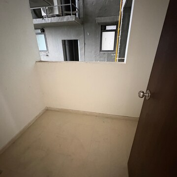 Bathroom in 4 BHK Penthouse at Lodha Palava Serenity A, Taloja Bypass Road – for Rent