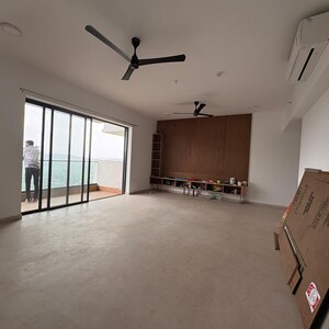 Room in 4 BHK Penthouse at Lodha Palava Serenity A, Taloja Bypass Road – for Rent
