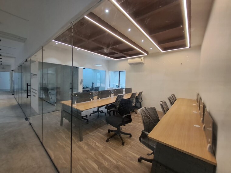 Team Area, sector 63 Commercial Office Space 1800 Sq.Ft. In Sector 63 Noida 9529045