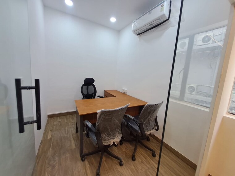 Team Area, sector 63 Commercial Office Space 1800 Sq.Ft. In Sector 63 Noida 9529045