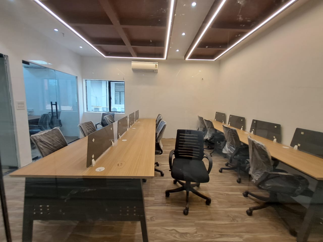 Office Space For Rent in Sector 63 