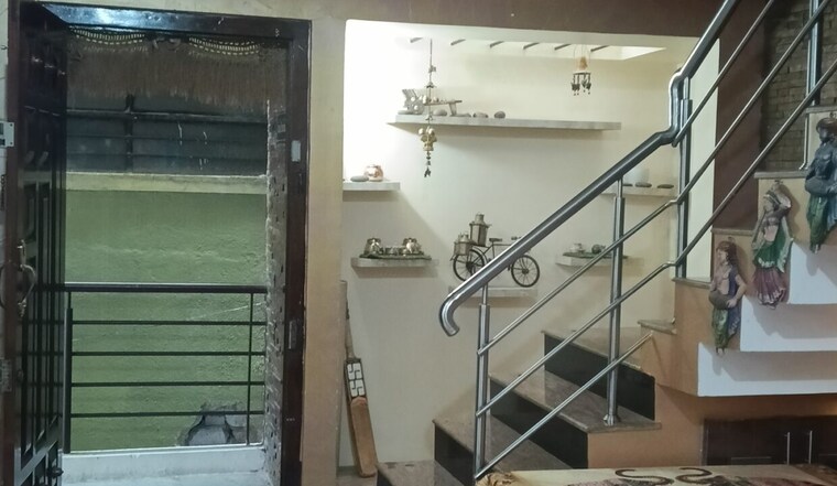 undefined, benson town 5 Bedroom 3000 Sq.Ft. Independent House In Benson Town Bangalore 9529049