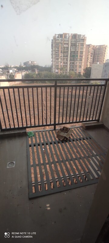 Balcony in 3 BHK Builder Floor at Guru Nanak Enclave, Dhakoli – for Sale