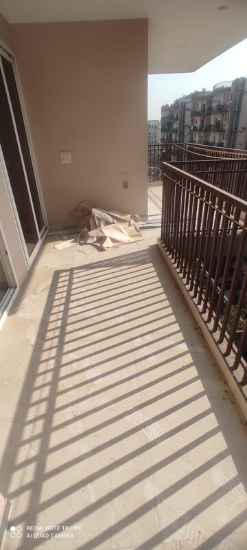 Balcony in 3 BHK Builder Floor at Guru Nanak Enclave, Dhakoli – for Sale