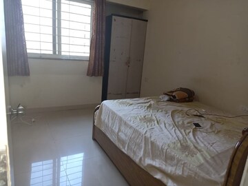 Bedroom in 2 BHK Apartment at Amanora Trendy Homes, Hadapsar – for Sale