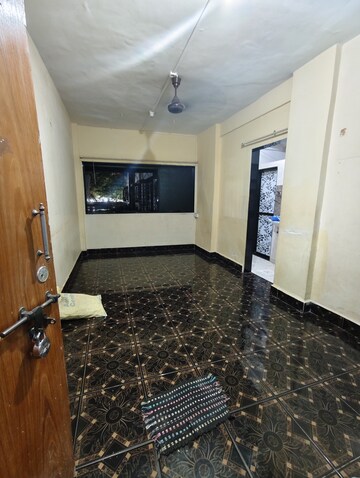 1 BHK Apartment For Rent in Deepanjali CHS, Malad West