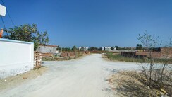 Plot For Sale in Shanti Vihar Colony 