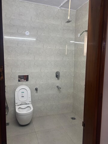 Bathroom in 2 BHK Builder Floor at Sector 23 – for Rent