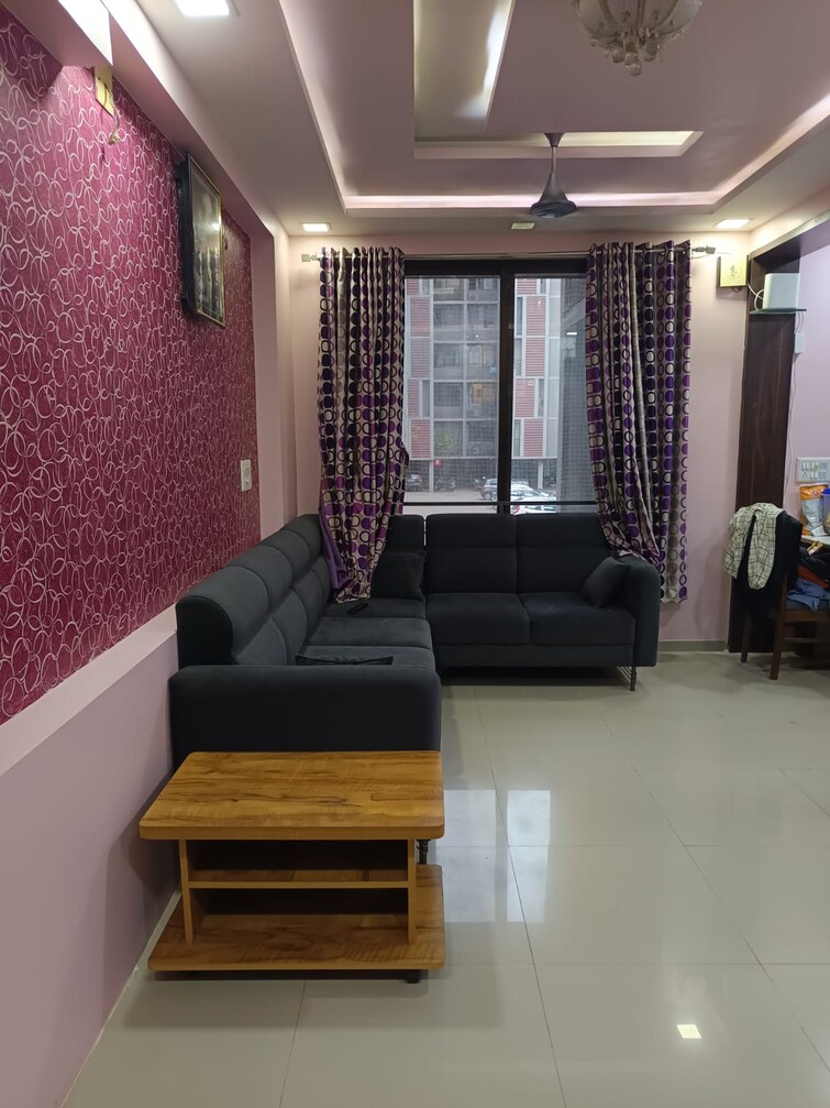 Cover Image, shilaj 3 Bedroom 1350 Sq.Ft. Apartment In Shilaj Ahmedabad 9529203