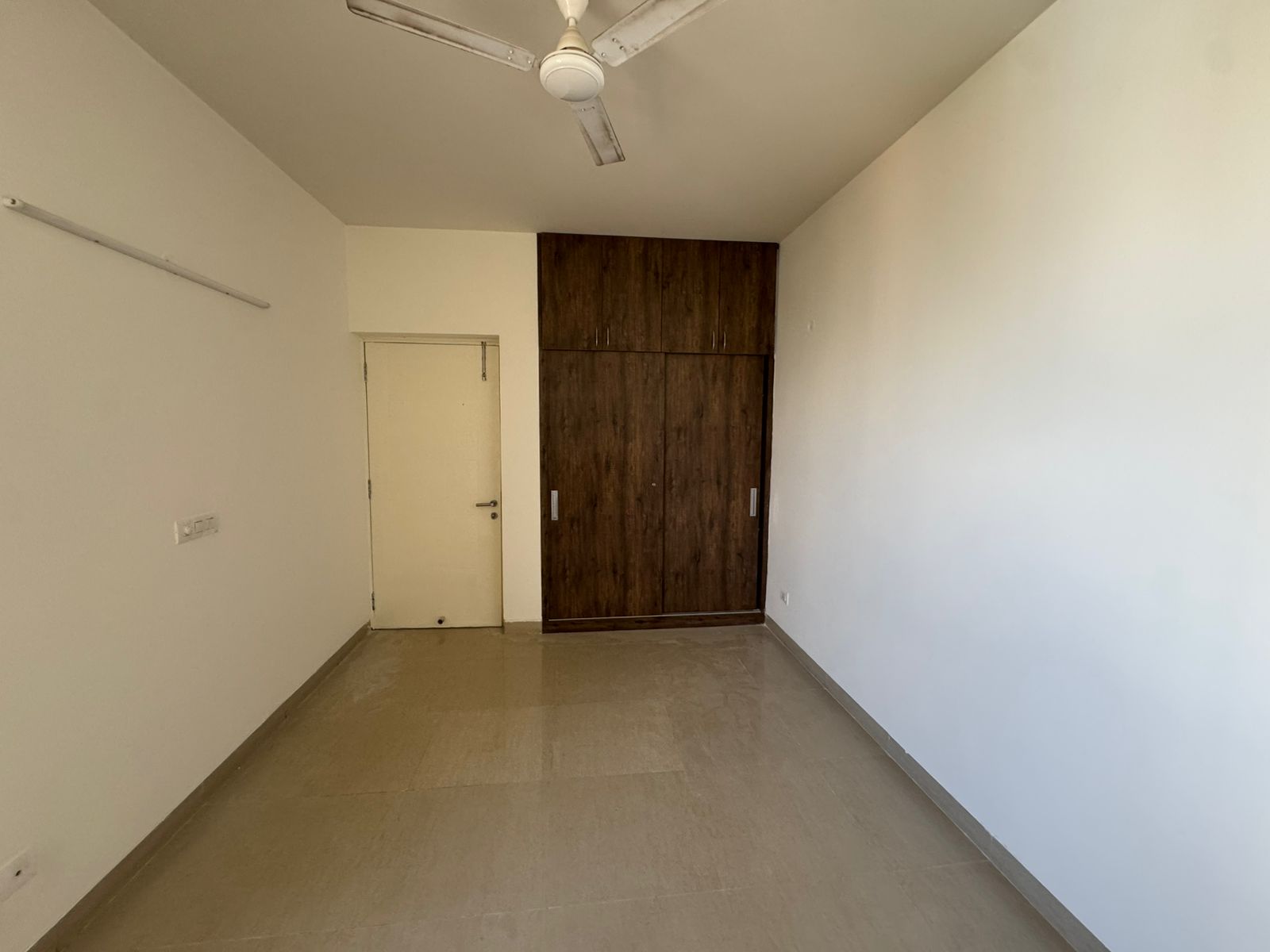 3 BHK Apartment For Rent in Tulip Yellow