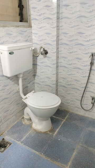 Bathroom in 2 BHK Apartment at Mayur Plaza Marol, Marol – for Rent