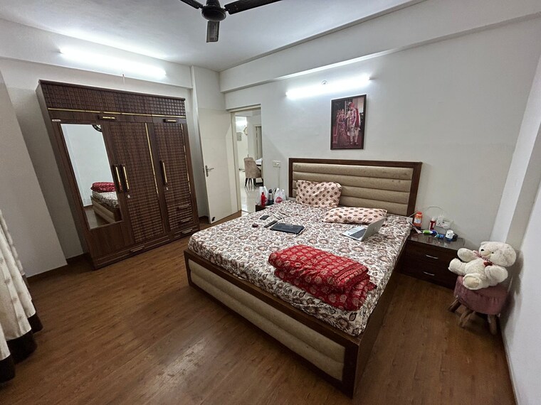 Bedroom, tulip-violet 3 Bedroom 1578 Sq.Ft. Apartment In Sector 69 Gurgaon 9529183