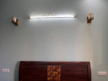 Furnished Amenities in 3.5 BHK Apartment at Paras Irene, Sector 70a – for Rent