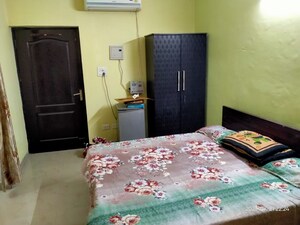 Bedroom in 1 BHK Apartment at Vip Road – for Rent