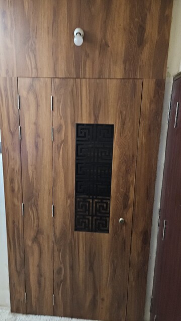 Furnished Amenities in 2 BHK Apartment at Ashok Nagar CHS Andheri, Andheri East – for Rent