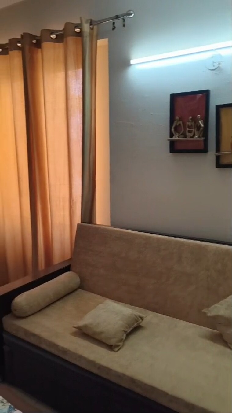 Bedroom, wave-dream-homes 1 Bedroom 578 Sq.Ft. Apartment In Wave City Ghaziabad 9529252