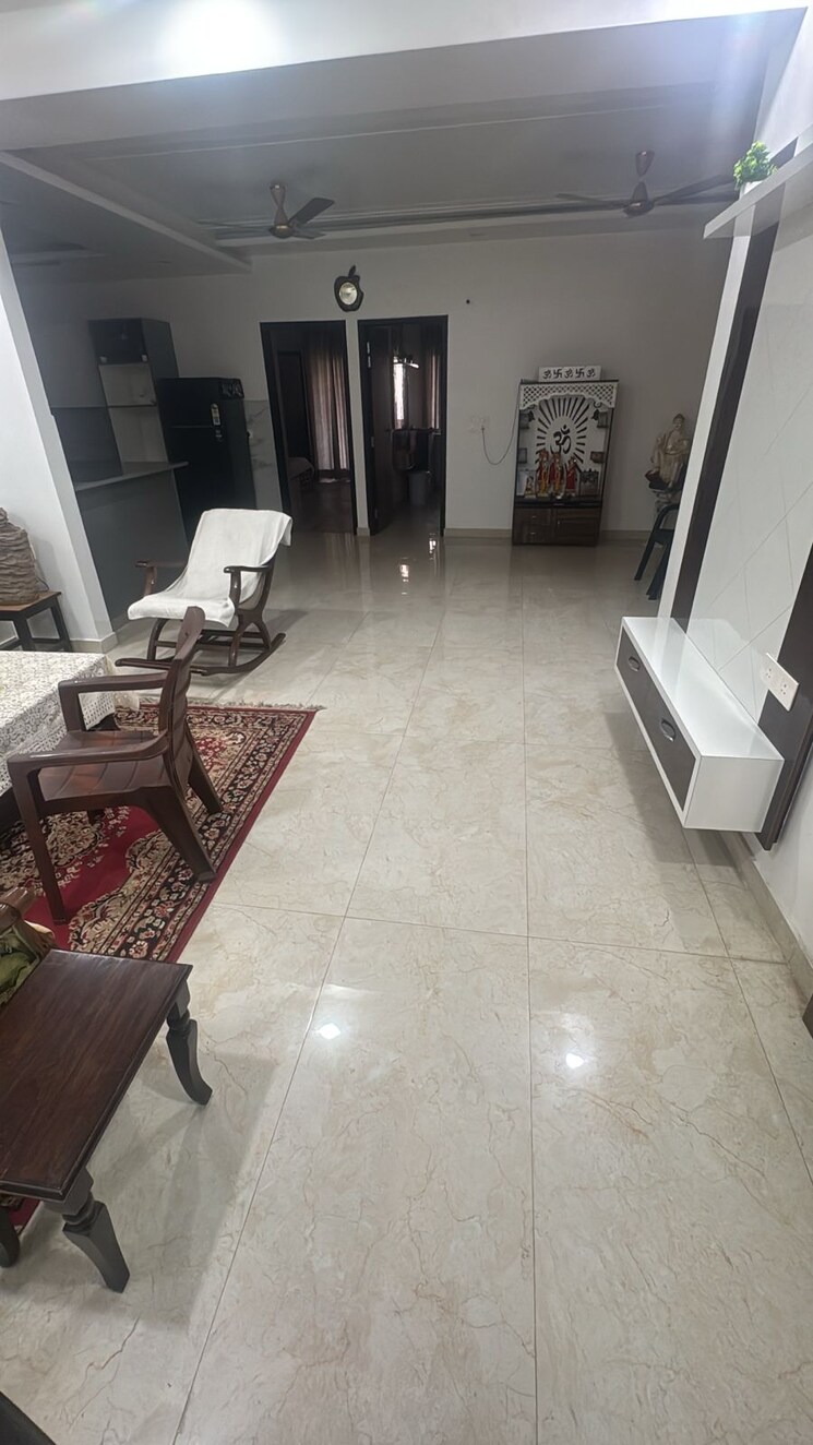  Parking, gomti-homes 3 Bedroom 1350 Sq.Ft. Apartment In Nabha Zirakpur 9529230