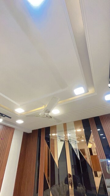 Furnished Amenities in 3 BHK Builder Floor at Uttam Nagar – for Rent