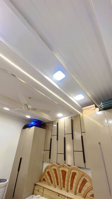 Furnished Amenities in 3 BHK Builder Floor at Uttam Nagar – for Rent