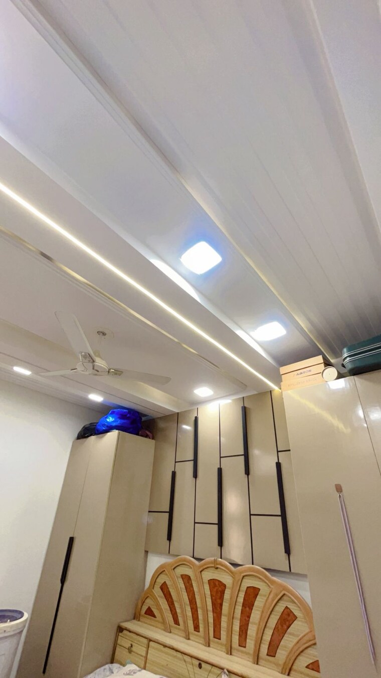 undefined, uttam nagar 3 Bedroom 100 Sq.Yd. Builder Floor In Uttam Nagar Delhi 9529241