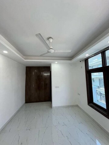 Room in 3 BHK Apartment at Freedom Fighters Enclave – for Rent