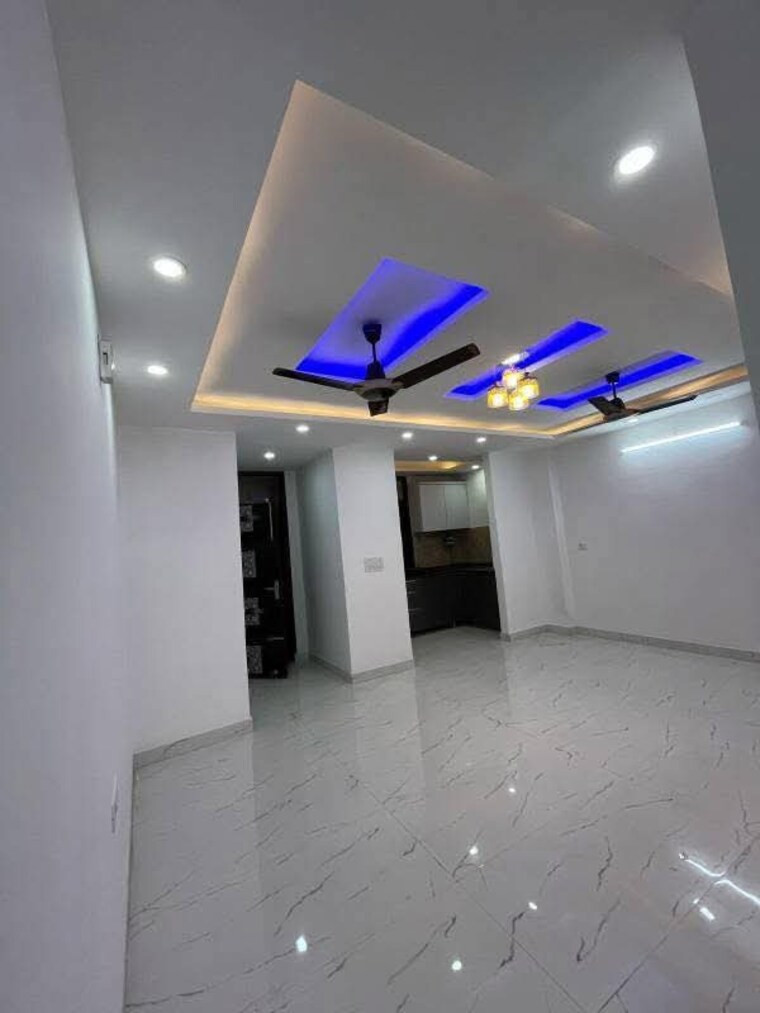 undefined, freedom fighters enclave 3 Bedroom 1500 Sq.Ft. Apartment In Freedom Fighters Enclave Delhi 9529248