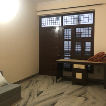 Room in 2 BHK Villa at Sector 22b – for Rent