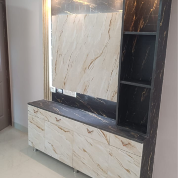  2.5 BHK Apartment at Gaur 14th Avenue High Street, Gaur City 2 – for Rent