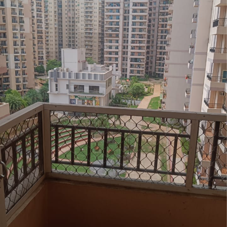 Balcony, gaur-14th-avenue-high-street 2.5 Bedroom 1185 Sq.Ft. Apartment In Gaur City 2 Greater Noida 9529377